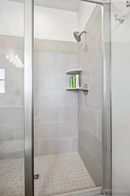 Beautiful New Townhome w/PARK & seasonal POOL!