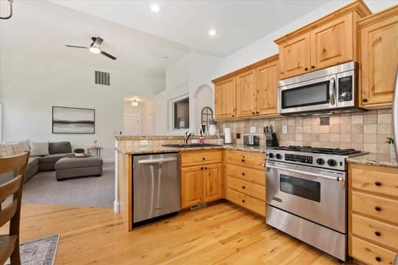 Meridian Patio Home w/Games & Seasonal Pool