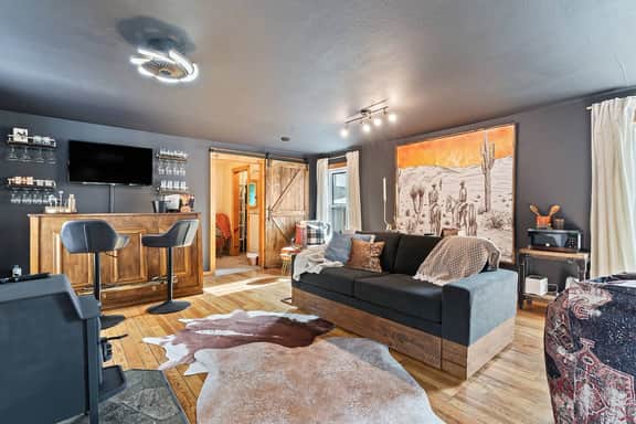 In-Town Boardwalk House w/ Saloon | Hot Springs