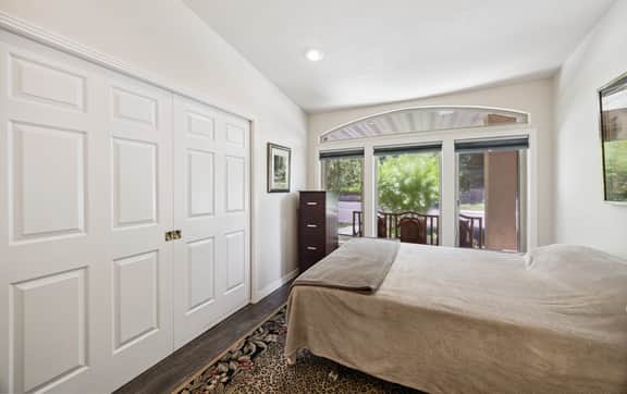 Ashville Condo near Golf Course 3/2 off State St